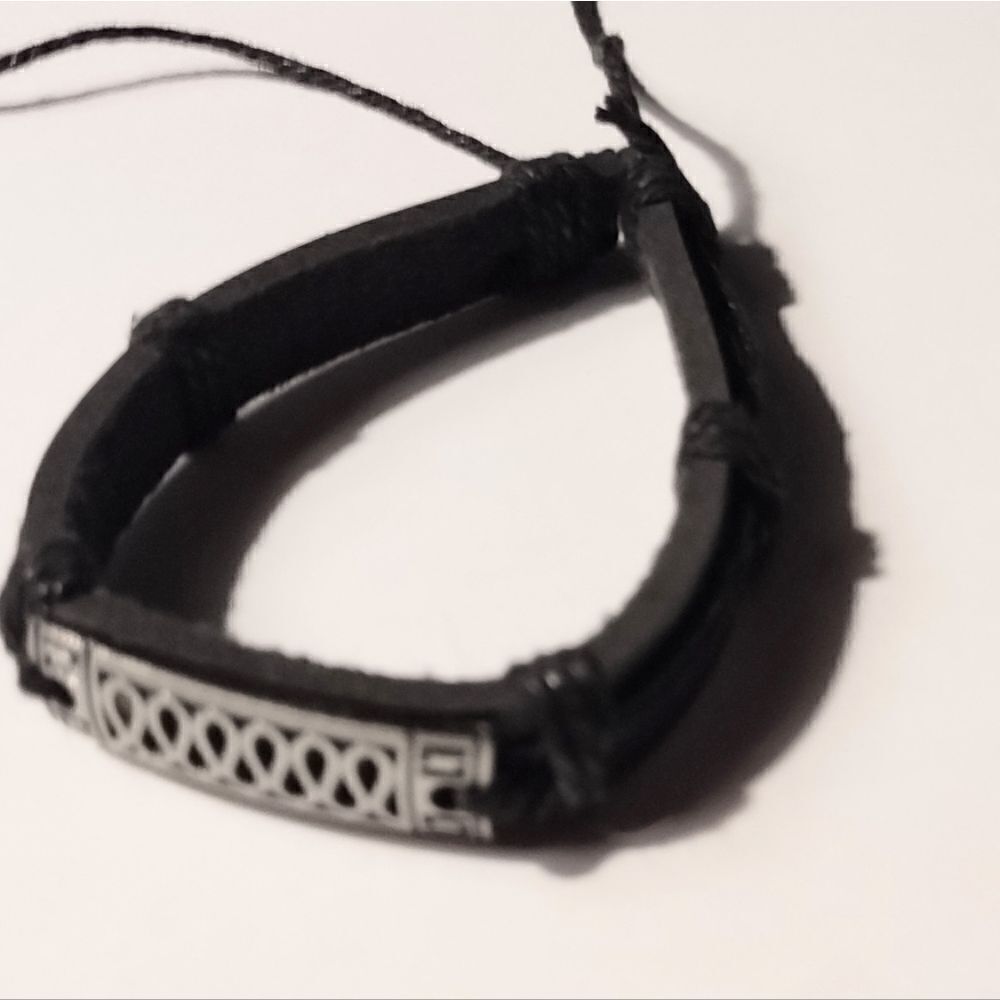 Men's bracelet leather black new d75